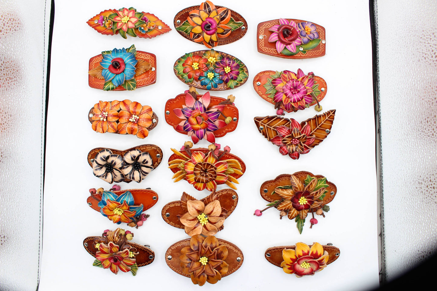 as0003-2 6 pcs woodstick and 6 pcs metal leather barrettes