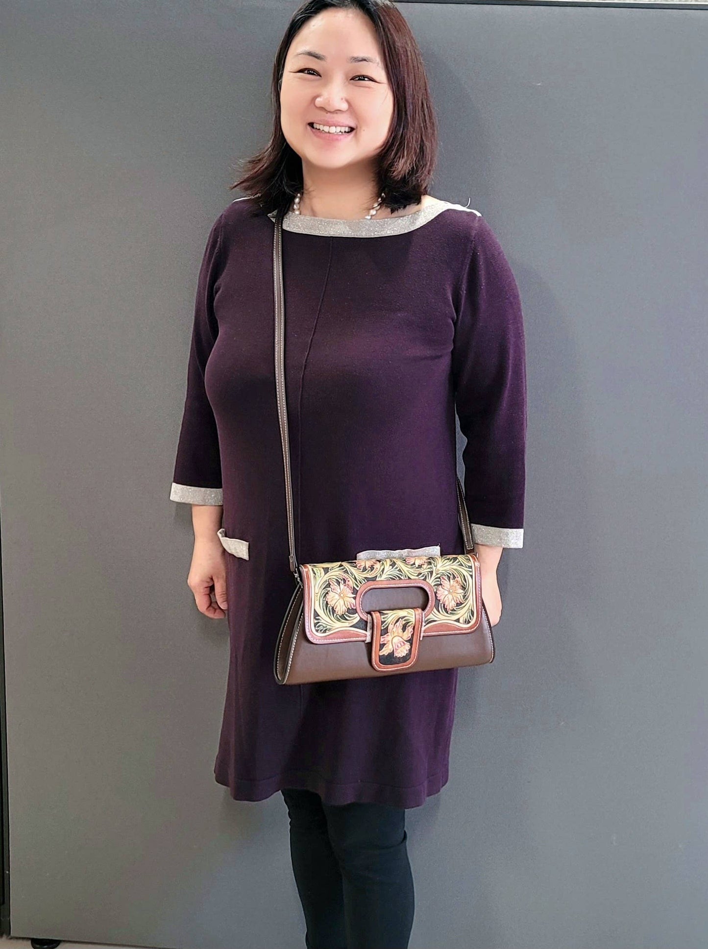 Tb1601 Genuine leather hand tooled clutch purse