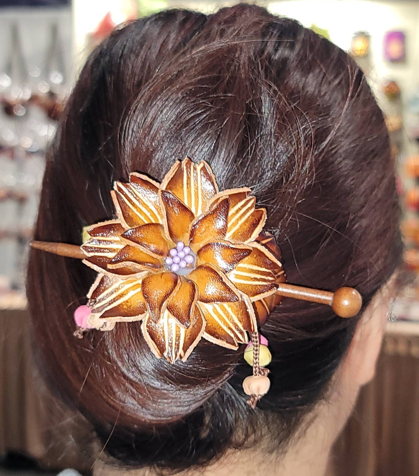 as0003-2 6 pcs woodstick and 6 pcs metal leather barrettes